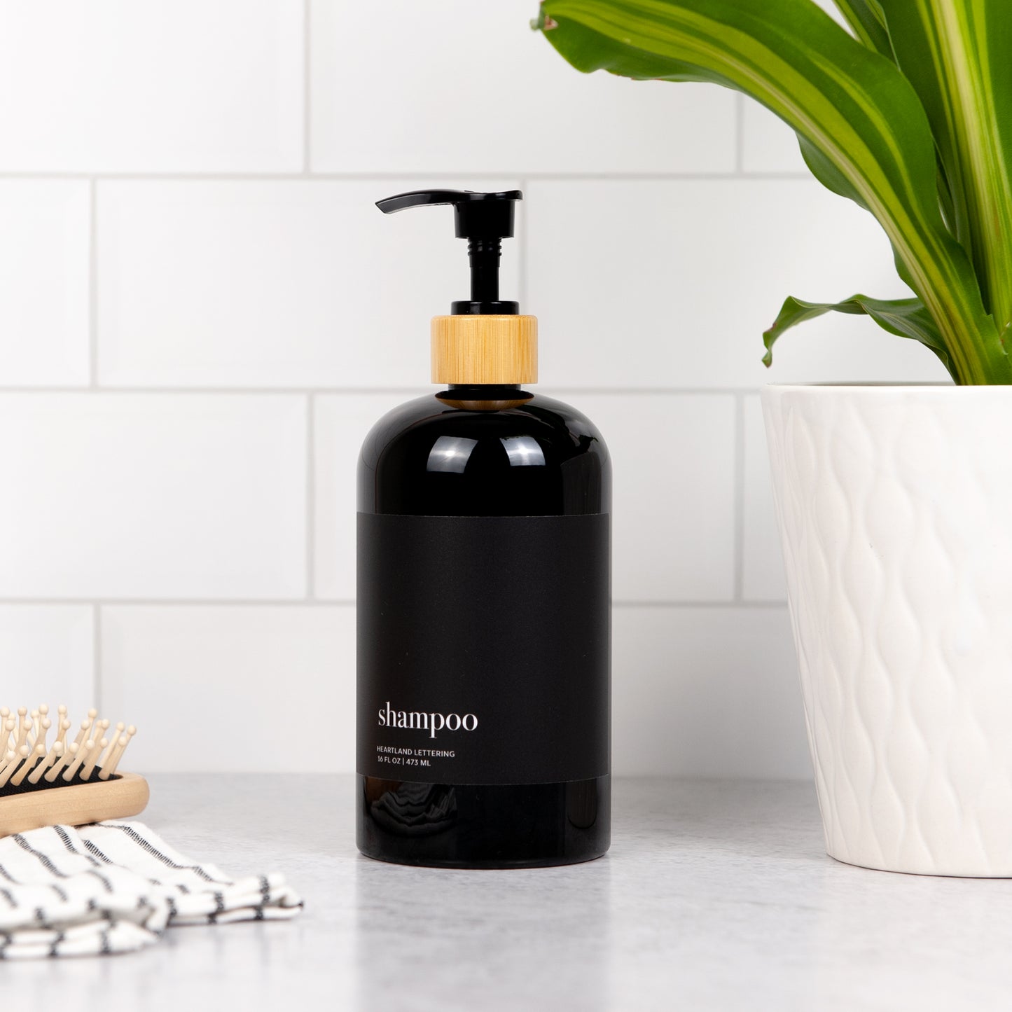 Black Minimalist Shower Dispenser Bottles - Manhattan Collection, Black Matte Label | Black Glossy Bottle